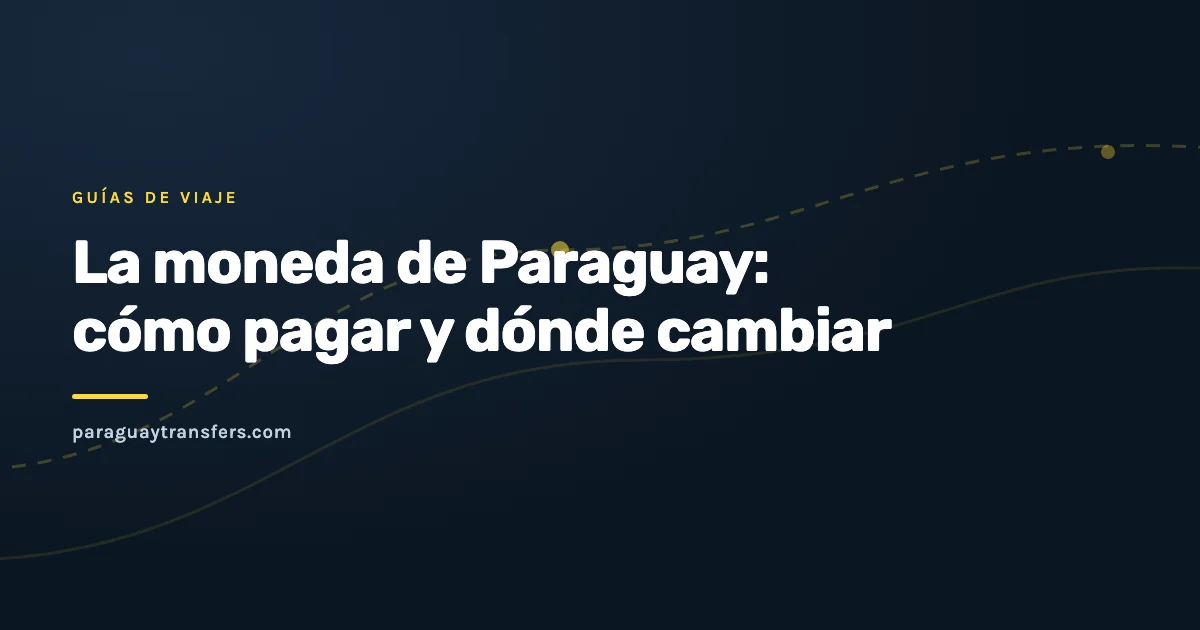 Billetes de guaraní paraguayo desplegados sobre un mostrador de casa de cambio, junto a un cartel de cotizaciones apagado y una tarjeta bancaria.