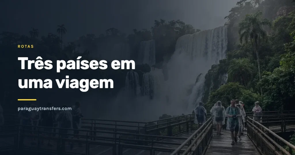 Passarelas das Cataratas do Iguaçu no lado brasileiro, com o nome do site sobre um véu escuro